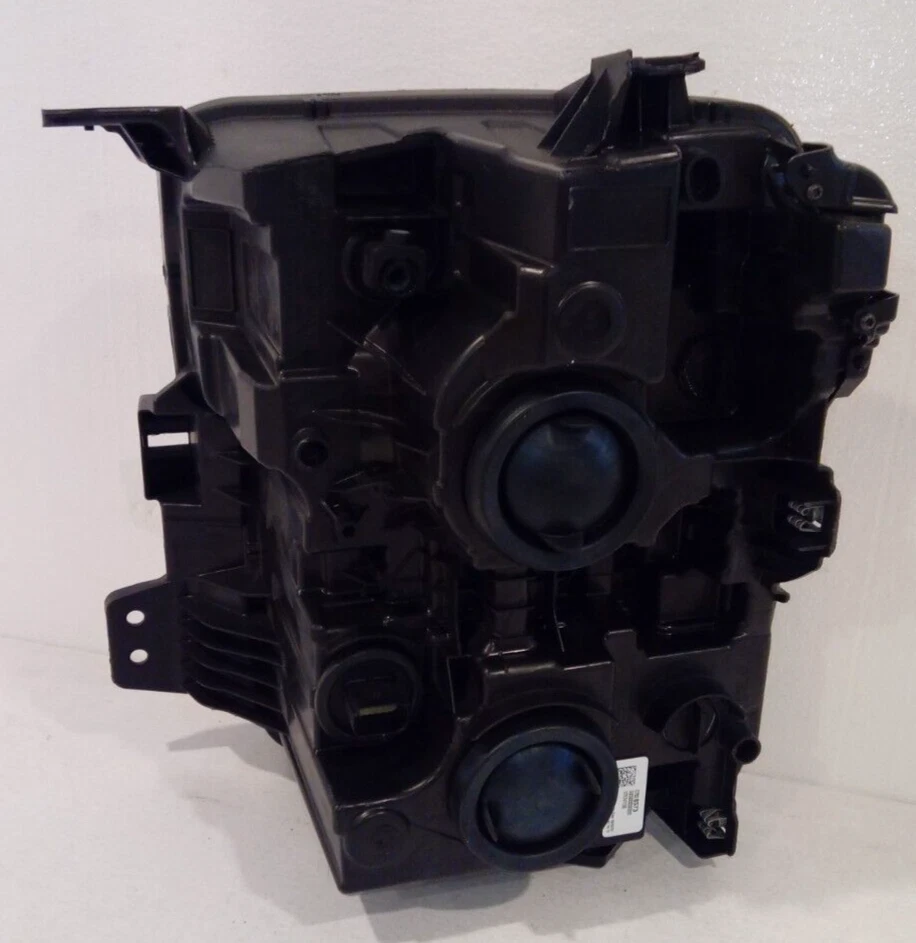 FARO HALÓGENO DERECHO CHEVROLET SILVERADO 1500 2022-2023 OEM 87828573 Foto 2 de 4