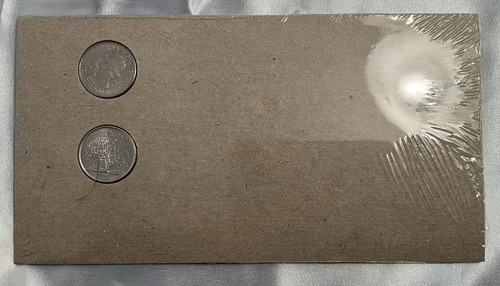 1999 US Mint First Day Issue State Quarter Coin Set Connecticut Sealed w/Stamp - Picture 2 of 2