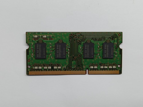 Samsung 4GB M471B5173EB0-YK0 PC3-12800 DDR3-1600MHz CL11 204-Pin SoDimm - Picture 3 of 3