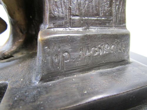 MUY FINA JOVEN DONCELLA CON LAÚD FIGURA DE BRONCE FIRMADA HIPPOLYTE MOREAU - Imagen 5 de 12