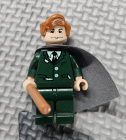 Lego 4752 Harry Potter PROFESSOR LUPIN'S CLASSROOM Incomplete,  Missing 2 Fig