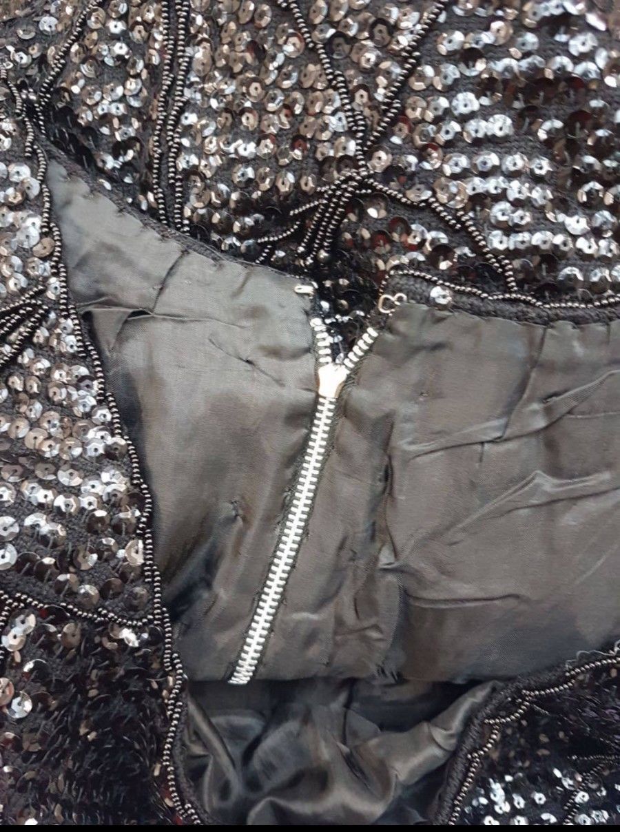 Gorgoeus Vintage 1960s black sequin & Beaded glamour top Sz M.BUST 38\