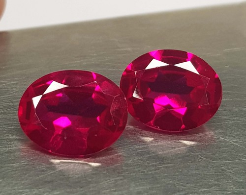 AAA Flawless Blood Red Mozambique Ruby Oval Shape Pair Loose Gemstone Cut - Picture 5 of 7