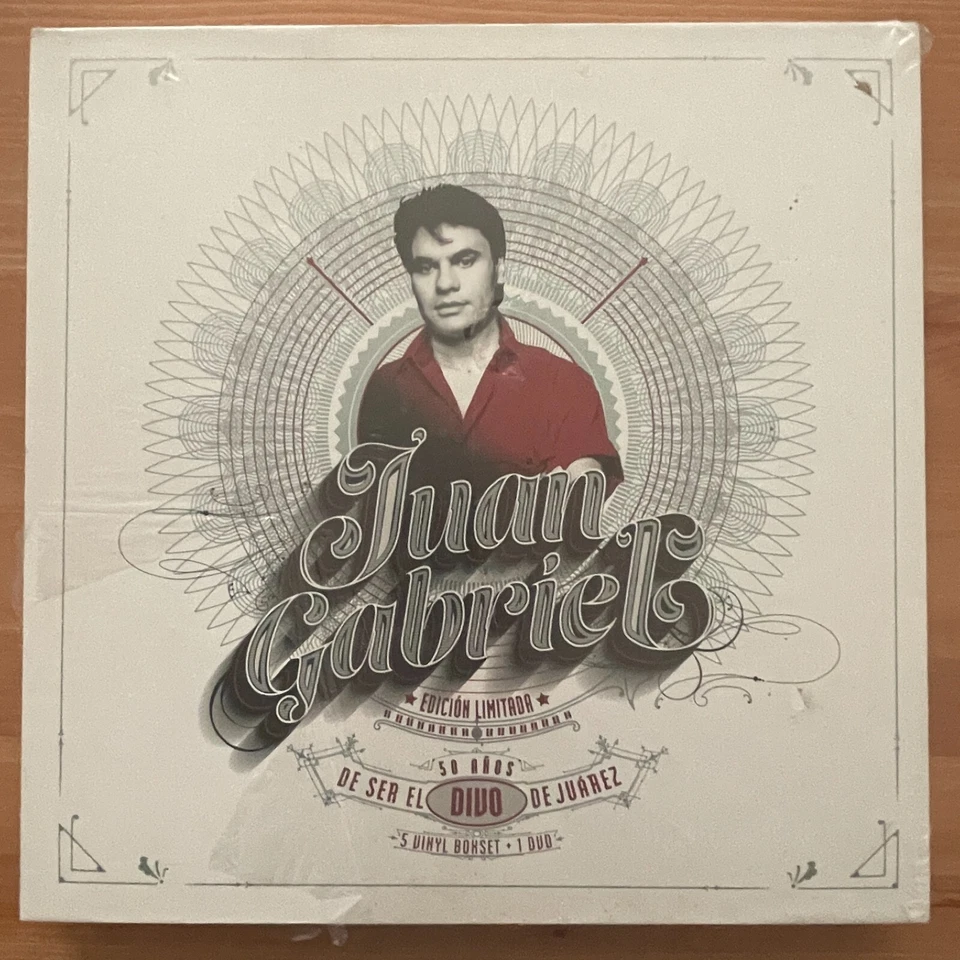 Juan Gabriel: 50 Años de Ser el Divo de Juarez Vinyl 5 LP + DVD Box Set NEW anos - Image 3 of 4