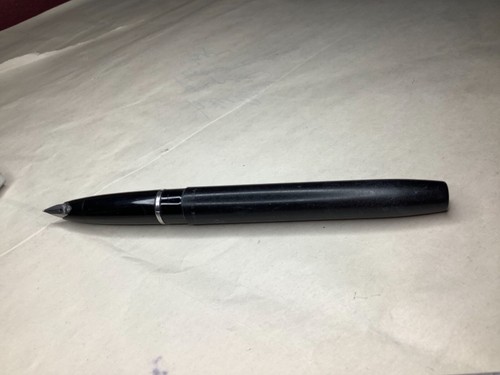 Sheaffer Imperial I Black Cartridge Fountain Pen - Chrome Fluted Cap - Stylpoint - Picture 6 of 6