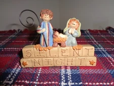 Suzi Skoglund Blossom Bucket SILENT NIGHT Christmas Figurine