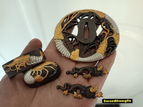 Excelente accesorio de latón dorado espadas Tsuba para montaje de espada katana japonesa - Imagen 3 de 5