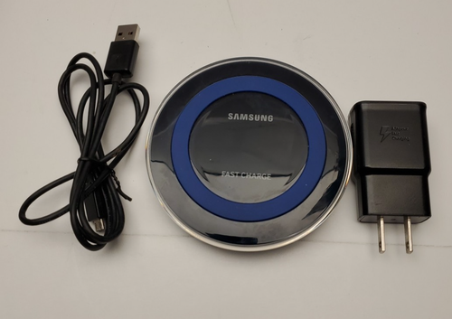 Samsung Fast Charge Qi Wireless Charging Pad and Power Block Cord