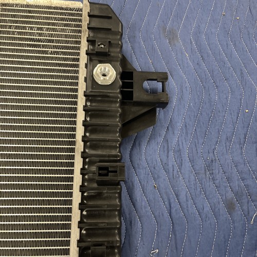 2481 Radiator for 02 03 04 05 06 Jeep Liberty Base Limited Renegade Sport 3.7L - Picture 3 of 10