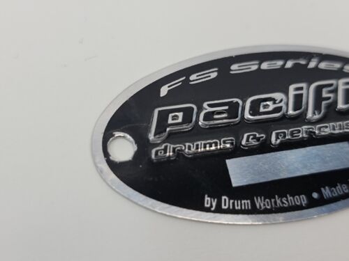 PDP FS Series Drum Badge with Mounting Screws - Picture 2 of 3