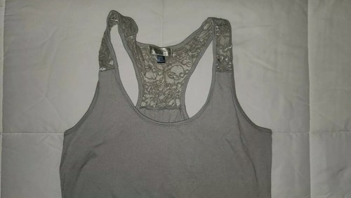 Women's Sound & matter Gray tank top size medium lace back - Picture 4 of 4