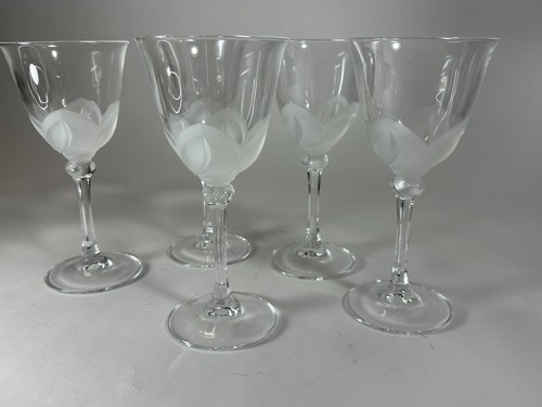 Juego de 5 copas de vino Cristal D'Arques Durand Florencia 6,75" tallo de pétalo esmerilado - Imagen 3 de 8