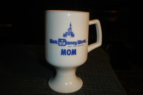 Vintage Walt Disney World "MOM" White Milk Glass Mug Coffee Cup - Picture 4 of 4