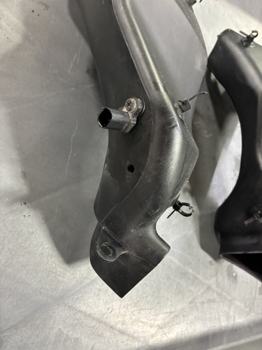 06-11 KAWASAKI NINJA ZX14 LEFT AND RIGHT AIR DUCT RAM INTAKE COVERS - Picture 8 of 13