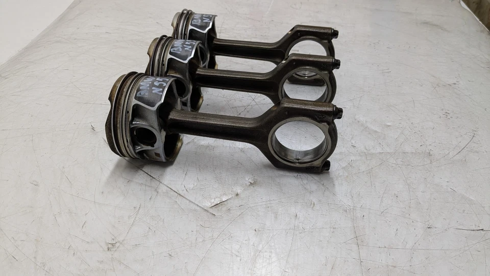 BMW 4 SERIES F32 PISTON & CON ROD SINGLE X1 3.0 / N55B30M0 7645958 2013 - Image 2 of 4