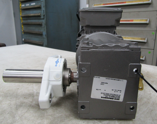 💥SEW EURODRIVE 75:1 GEAR MOTOR 3Ø 300-1800 RPM .33 HP WA20 DRN71MS4/DH - Picture 2 of 8