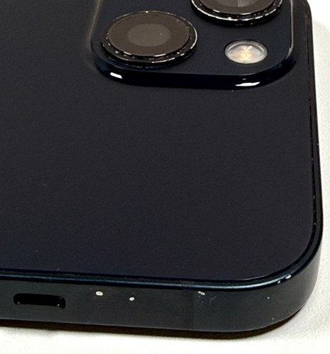 Apple iPhone 13 6.1" 2021 Negro Medianoche Estuche Trasero Buen Vidrio OEM Grado C - Imagen 13 de 17