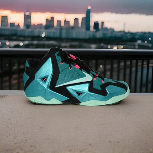 NIKE LEBRON XI 11 "SOUTH BEACH" MENS BASKETBALL SHOES -  MENS SIZE 9.5 - Picture 1 of 12