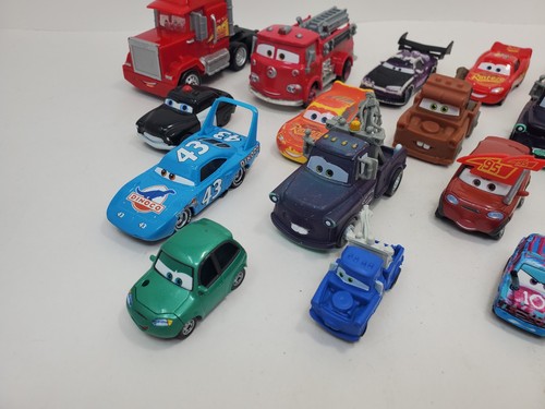 Disney Pixar Cars Diecast Toy Car Fabulous Lightning McQueen Mixed Lot Of 20 - Picture 5 of 5