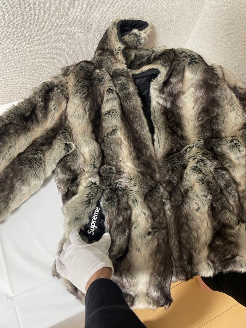 supreme Faux fur Reversible Hooded jacket size XL 〈Logo peeling