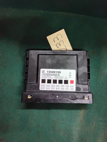 2011 13 CADILLAC SRX Chasis Body Control BCM ID 13580198 795886 - Picture 2 of 3