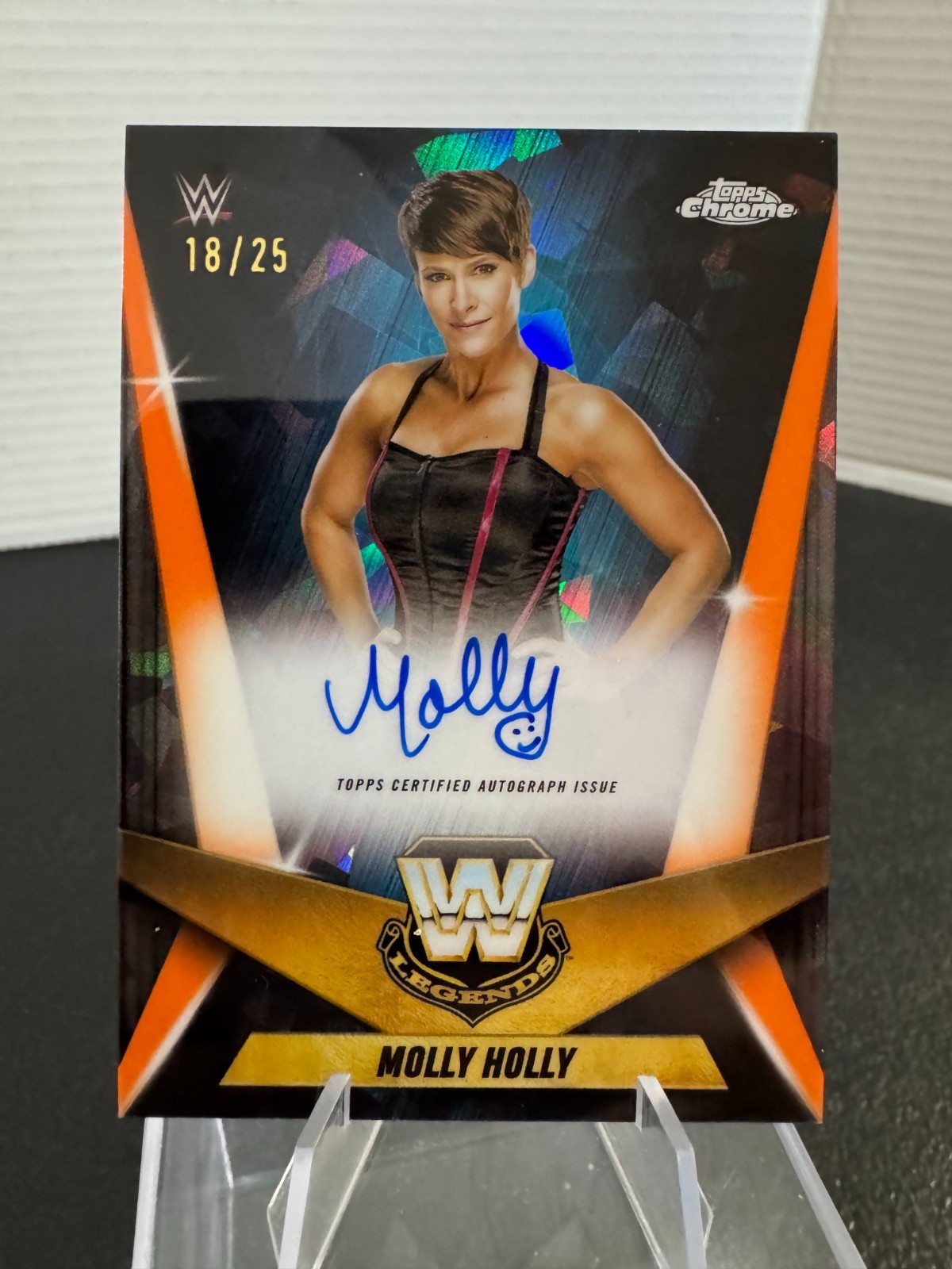 2025 Topps Chrome Sapphire WWE Molly Holly Legendary Auto Orange Sapphire 18/25