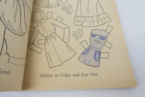 Used New ‘N’ Groovy PJ Coloring Book Authorized Edition 1971 Mattel Whitman 1662 - Picture 11 of 13