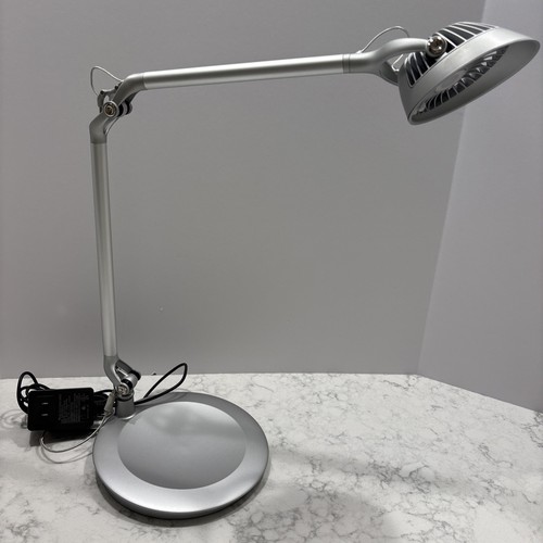 Humanscale Element Vision LED Task Light with Silver Base / Desk Lamp - Picture 2 of 13