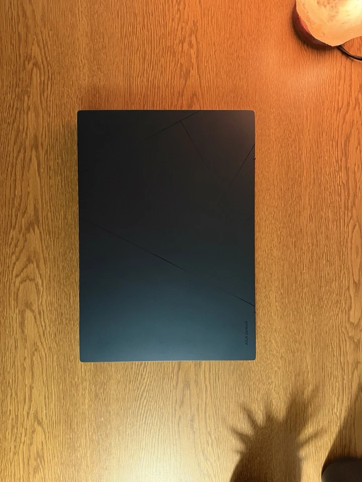 Portátil ASUS Zenbook 14" 2.8K OLED - 12ª Gen i5 - 8GB RAM - 256GB SSD - Ponder Foto 4 de 4