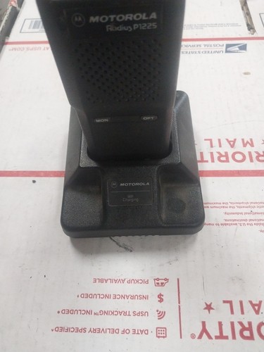Motorola Radius P 1225 Przenośne radio i podstawa NIEPRZETESTOWANE - Zdjęcie 13 z 17