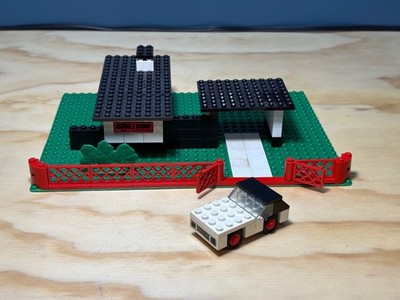 LEGO LEGOLAND: House with Mini Wheel Car (345)