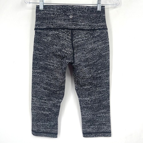Lululemon Wunder Under HR 1/2 Tight Size 6 Full On Luxtreme 17" Air Time Black - Picture 2 of 9