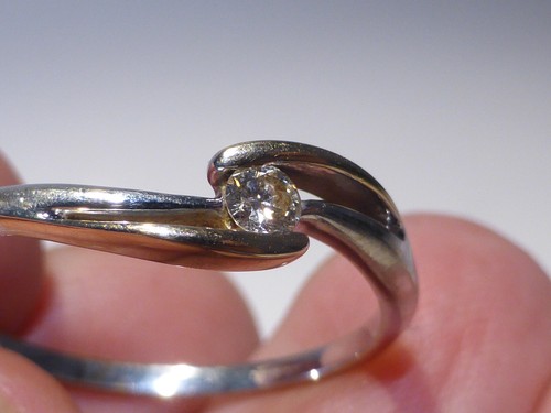 9ct Gold Diamond Solitaire Ring UK Hallmark Size U Boxed Multi Tone Gold - Picture 13 of 21