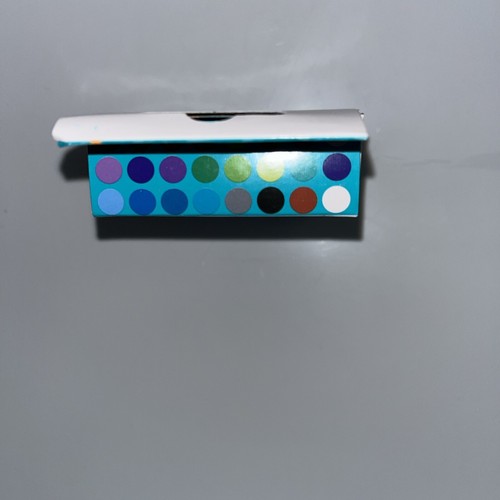 Pen+Gear Crayons Assorted Colors 24 Count 1 - Picture 2 of 5