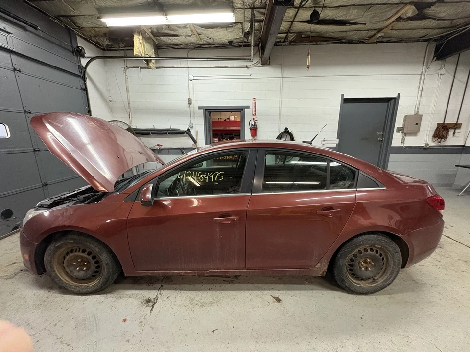 Used Power Steering Pump fits: 2012 Chevrolet Cruze electric assist Grade A - Image 2 of 4