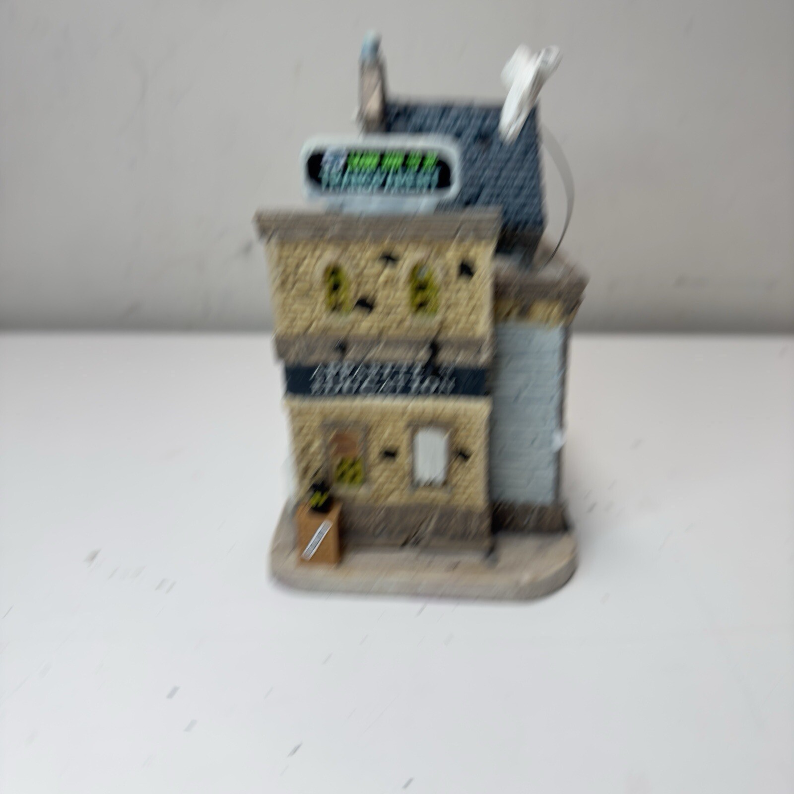 Picture 9 of 18