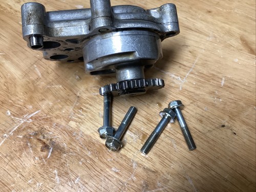 79 HONDA CB750L 10th ANNIVERSARY EDITION OIL PUMP - Picture 3 of 3
