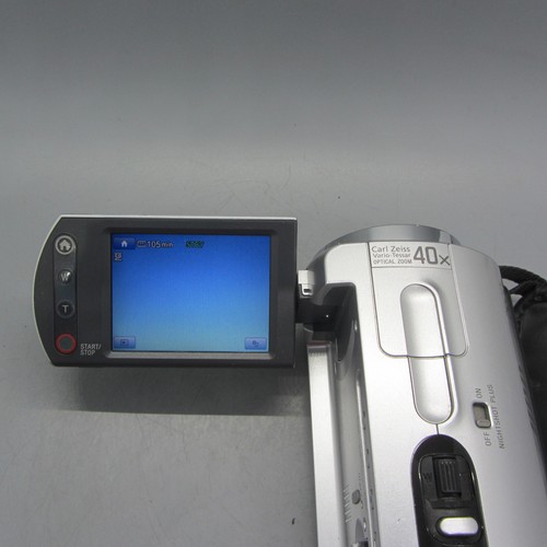 Sony Handycam DCR-SR32 Handheld High Definition Camcorder Silver Tested - Picture 3 of 9