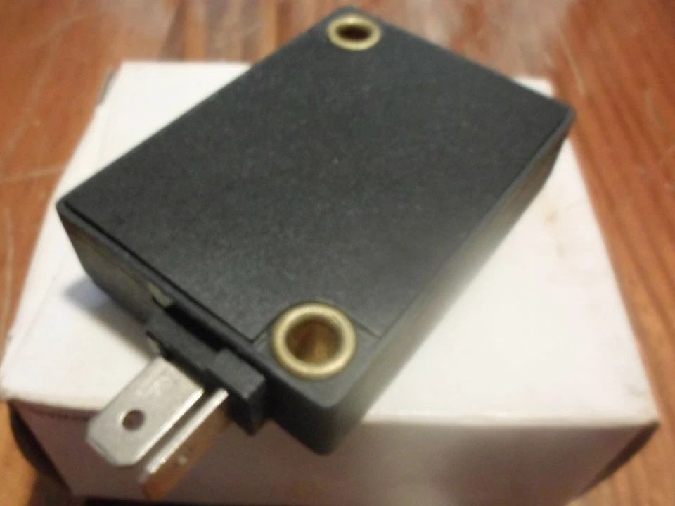 Nuevo módulo de control de encendido NOS NORS DAJ212 EM601 Lucas para Mazda B2000 626 RX7 Foto 2 de 4