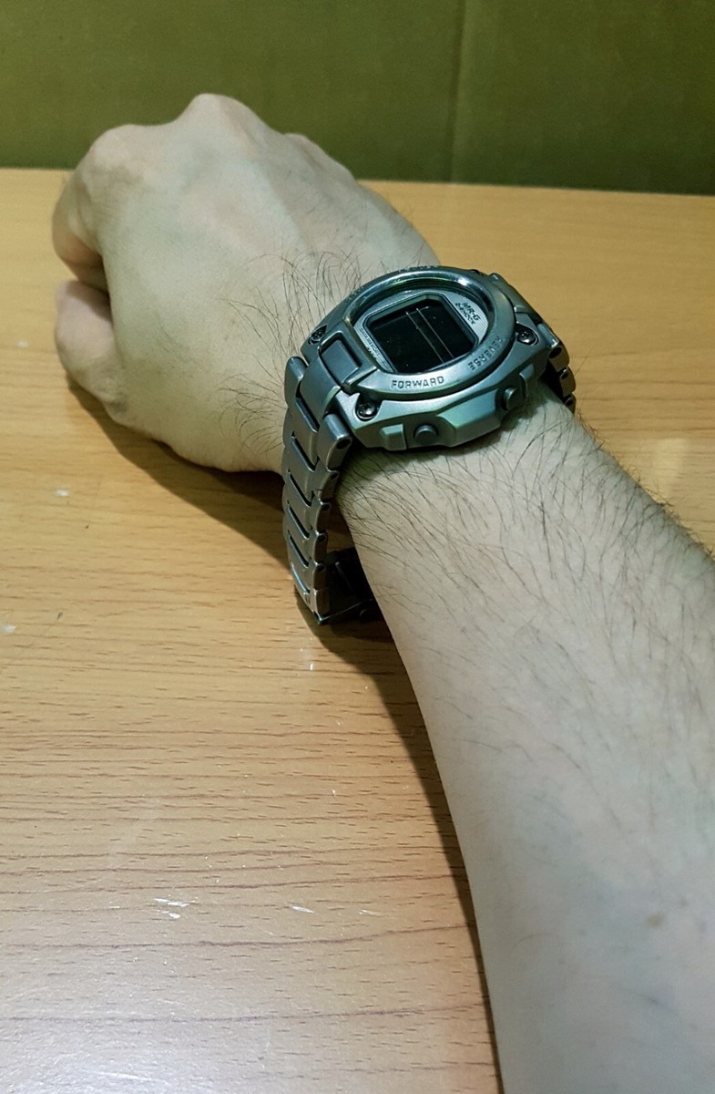 Vintage Casio Digital Watch 1673 Mrg-200t Titanium G-shock