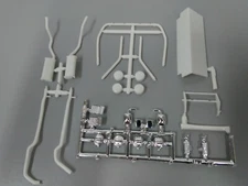 1984 GMC 4x4 Pickup Fall Guy Truck 1/25 roll bar chrome mirrors spot lights