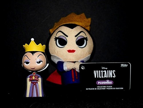 FUNKO x Disney: 30+ Disney Villains options Mystery Minis, Pins & Plushies - Picture 15 of 35