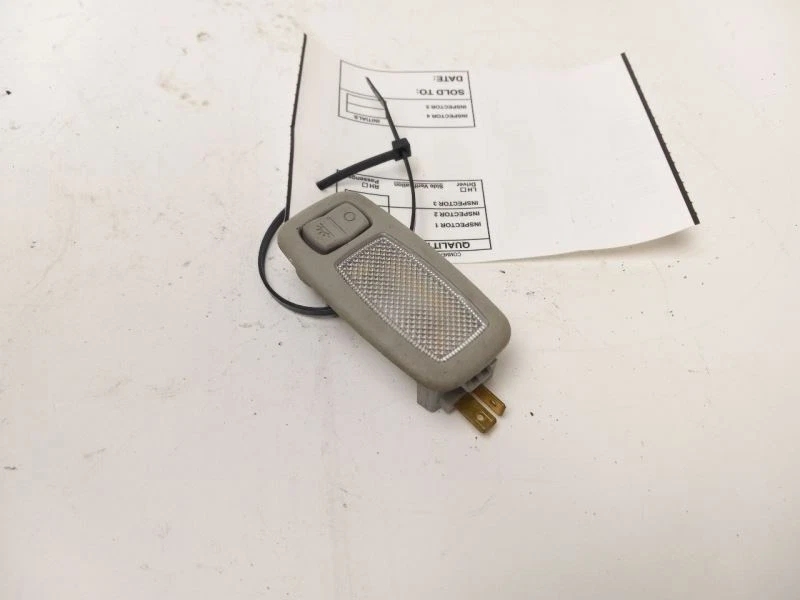 KIA SOUL 2014-2016 LÁMPARA DE TECHO TRASERA DERECHA Foto 2 de 4