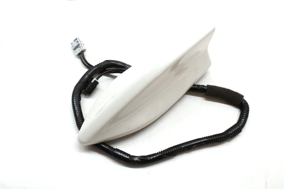 Honda Civic 2017 aleta de tiburón techo antena de radio OEM 39150-TX4-A010-M1 17 18 19 Foto 2 de 4