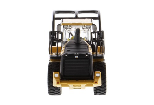 1/87 DM CAT 972M Wheel Loader with Log Fork DIECAST MODEL - Picture 5 of 5