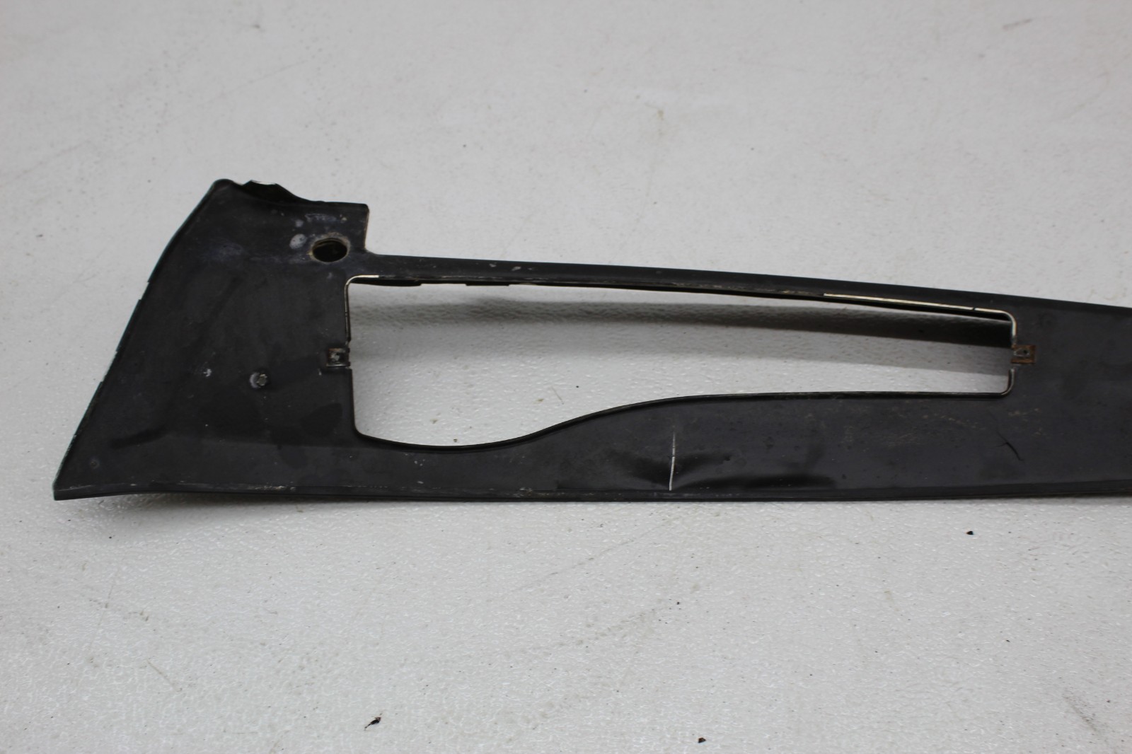 99-01 FERRARI 456 M WINDSHIELD WIND SHIELD SCREEN COWL PANEL (READ)