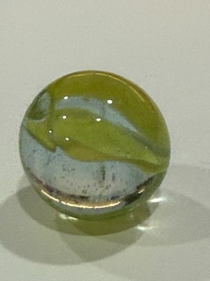 1Exotic Glass Gems Marbles Count The Vitro-Agate Company Yellow