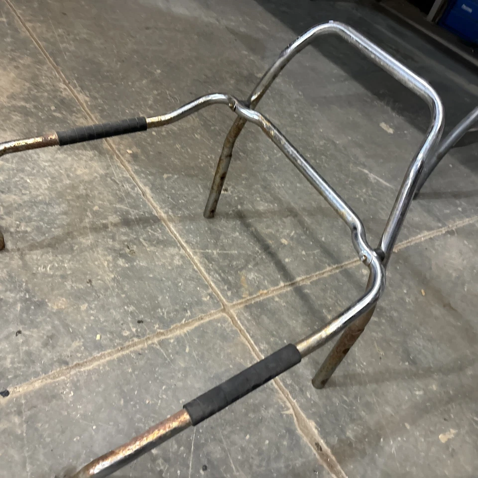 1972 - 73? Vintage Yamaha GP292B snowmobile Rear Bumper Grab Bar Handles Foto 2 de 4