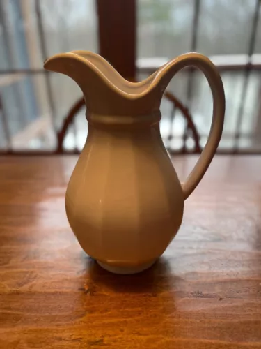 1970s Pfaltzgraff Heritage White Ceramic Pitcher 56-oz. 10" tall, 3.5 " base