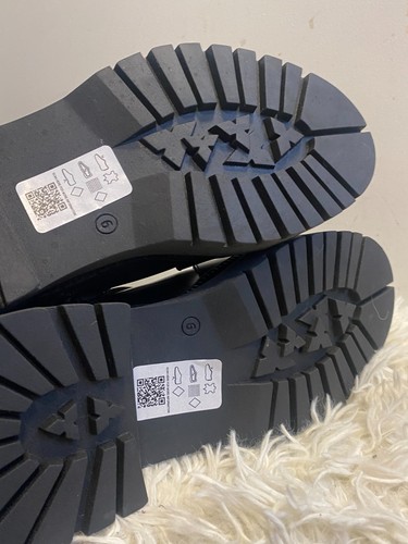 Stivaletti metà polpaccio nuovi ASOS Design in pelle nera suola grossa fibbia £ 85 UK 6 - Foto 9 di 14